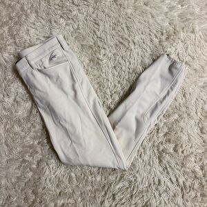 Women’s Size 28R White Schockemohle Knee Patch Horseback Riding Breeches